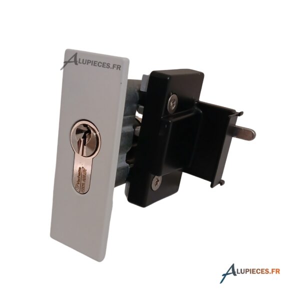 T621005-Fermeture-a-cle-Technal Lumeal-NM-002